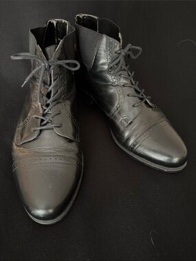 ARIAT Cap Toe Leather Riding Shoes
